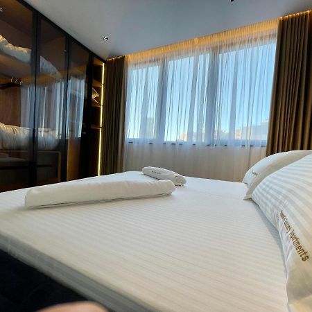 Queens Luxury Apartments Tirana Exterior photo